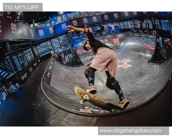 滑板之旅：深入南京滑板队的耐力与激情探索